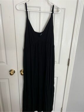 Old Navy Black Sleeveless V-Neck Maxi Dress